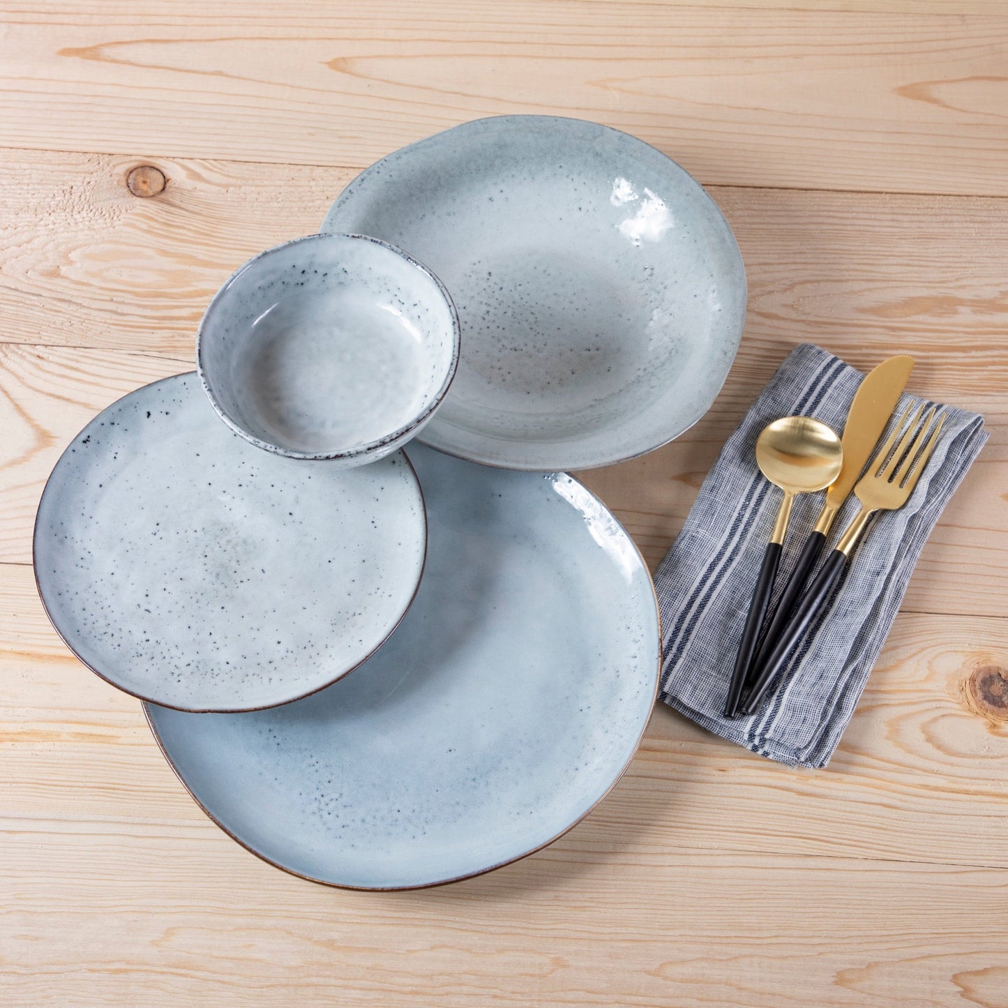 Ciral Dinner Plate, Set of 4