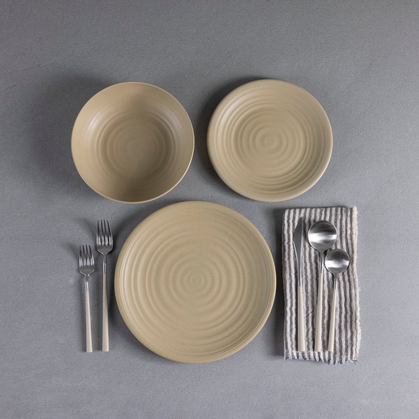 Sancha Organic Dinner Plate, Birch, Set of 4