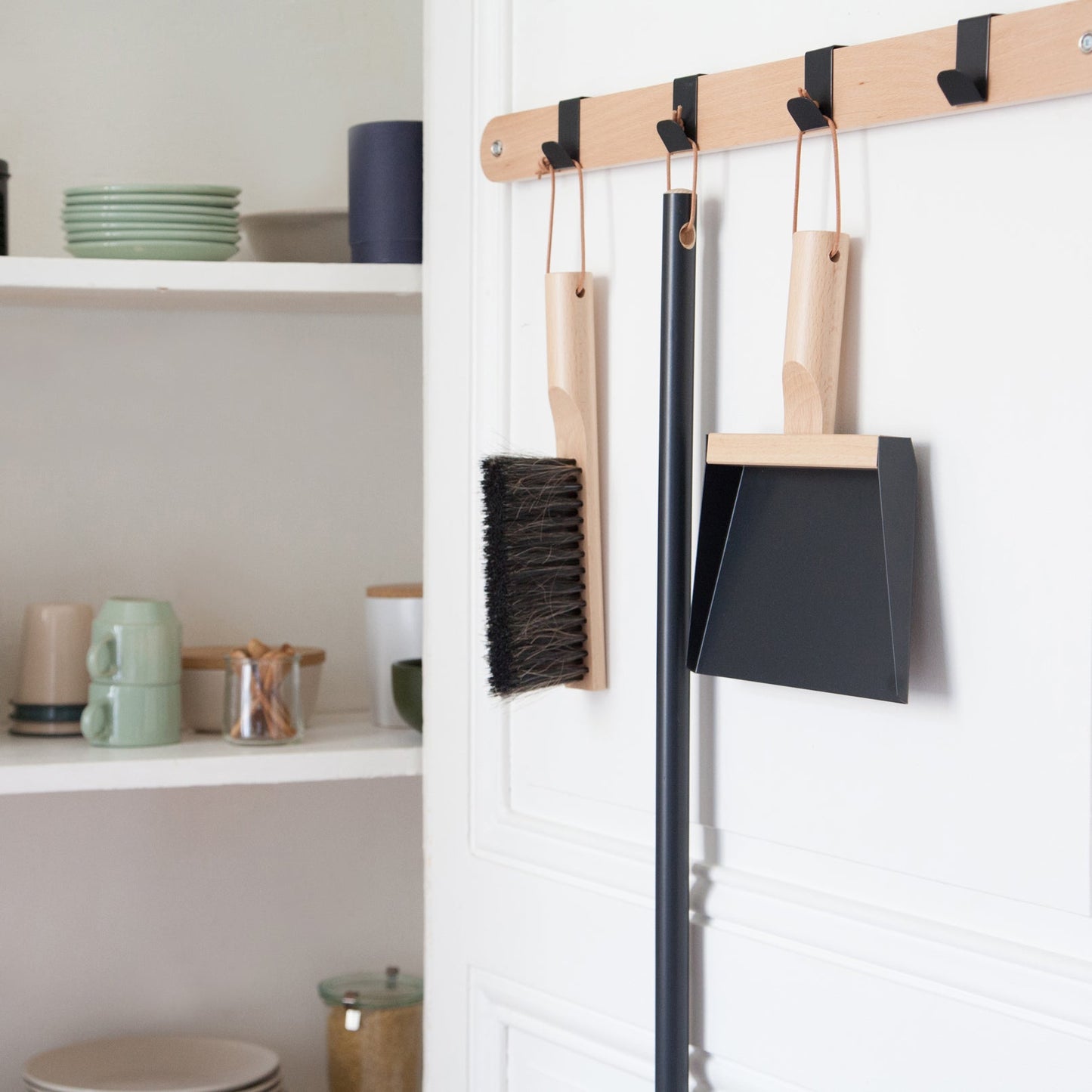 Andrée Jardin Mr. and Mrs. Clynk Black Dustpan & Brush "Coffret" Gift Set Andrée Jardin andree-jardin-mr-and-mrs-clynk-black-dustpan-brush-coffret-gift-set - French Dry Goods
