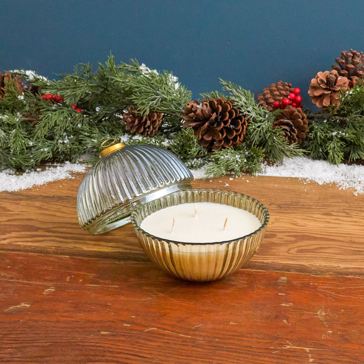 Green Luster Ornament Candle, Fireplace
