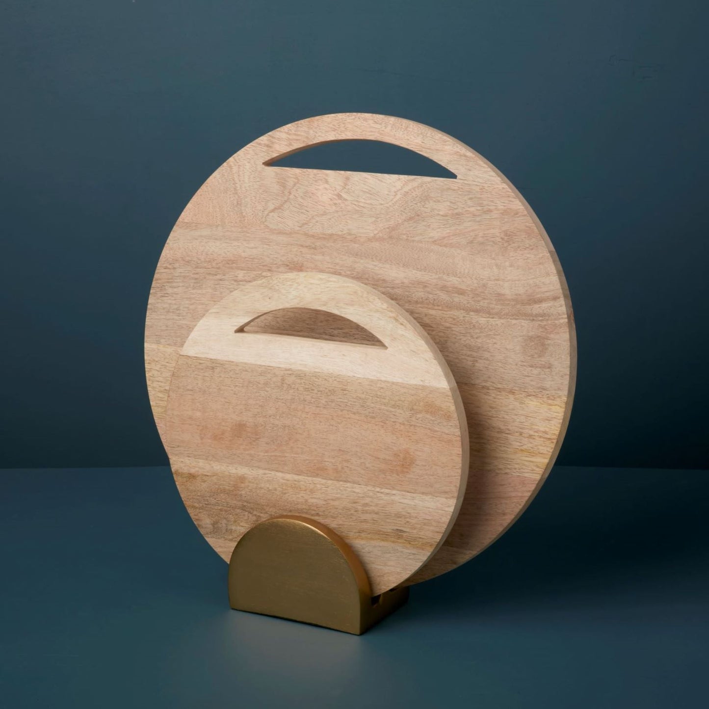 Leo Round Boards & Stand Set