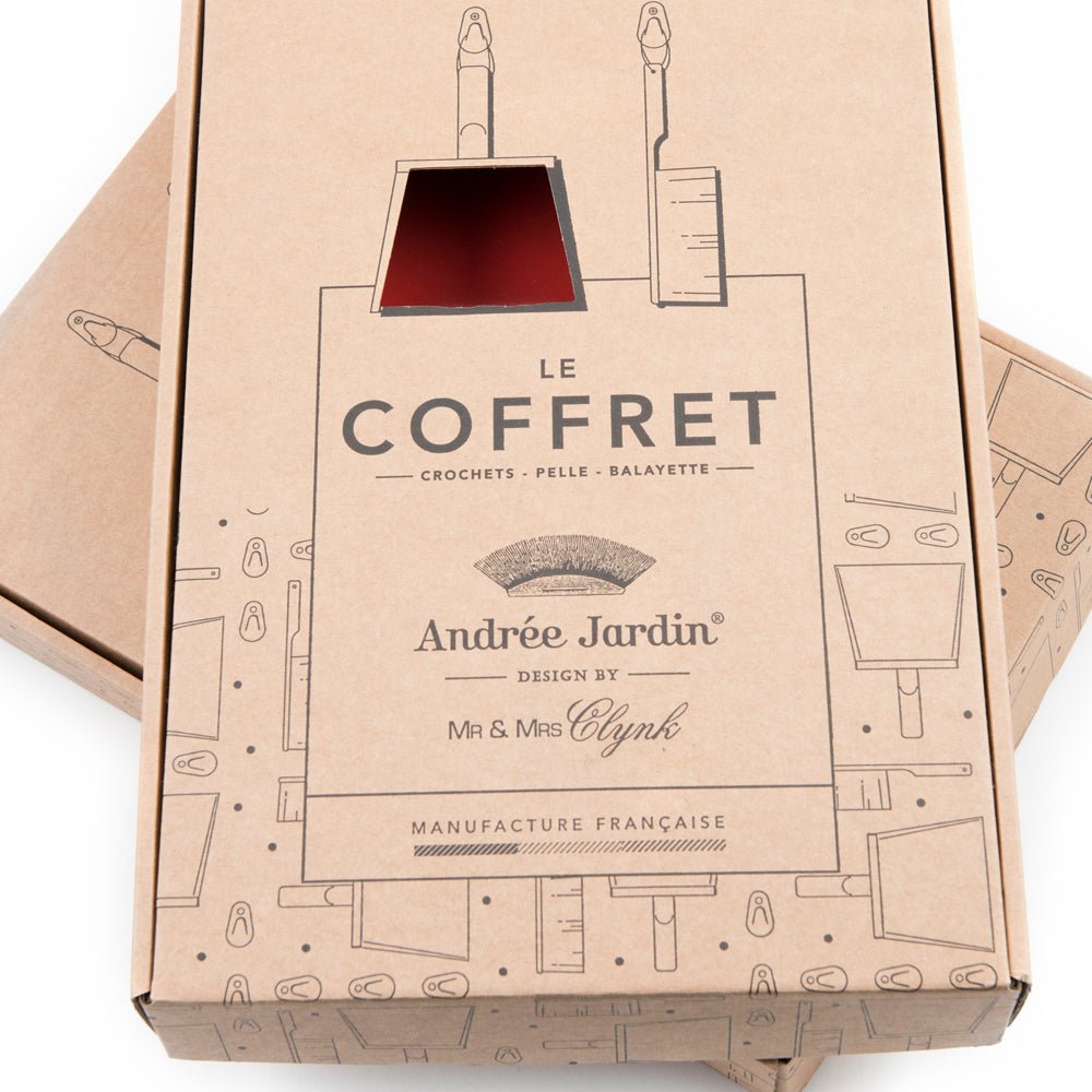 Andrée Jardin Mr. and Mrs. Clynk Cream Dustpan & Brush "Coffret" Gift Set Andrée Jardin andree-jardin-mr-and-mrs-clynk-cream-dustpan-brush-coffret-gift-set - French Dry Goods