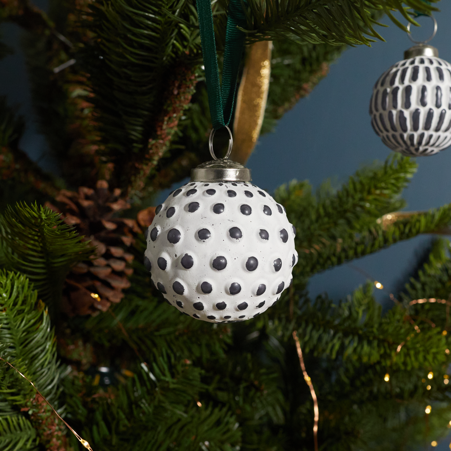 White & Grey Glass Ornament Dotted Ball, Set of 4