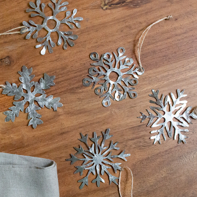 Metallic Silver Snowflake Ornament Small, Set of 5