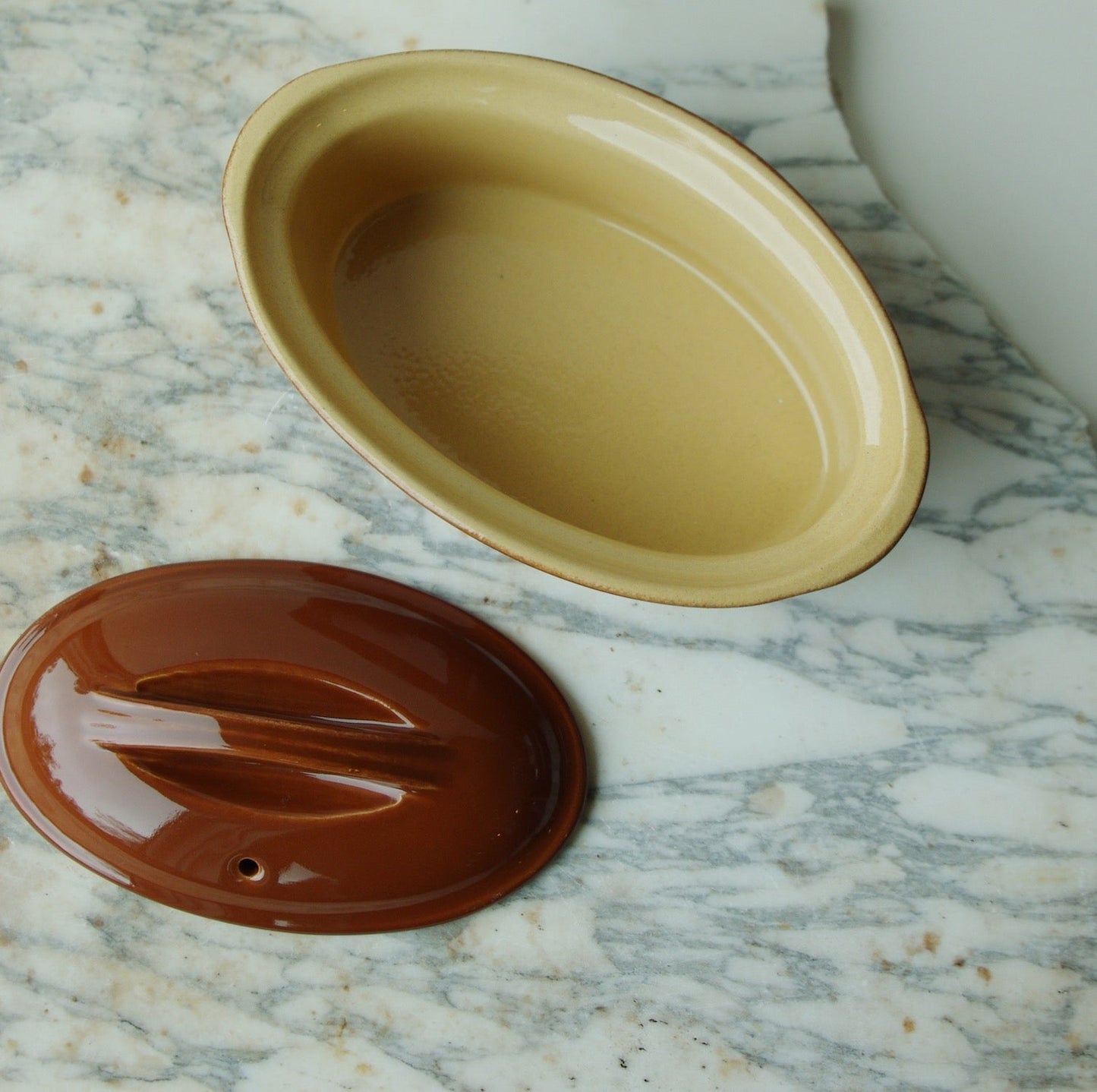 Poterie Renault Oval Baking Dish - Medium (0.80 L) - Brown