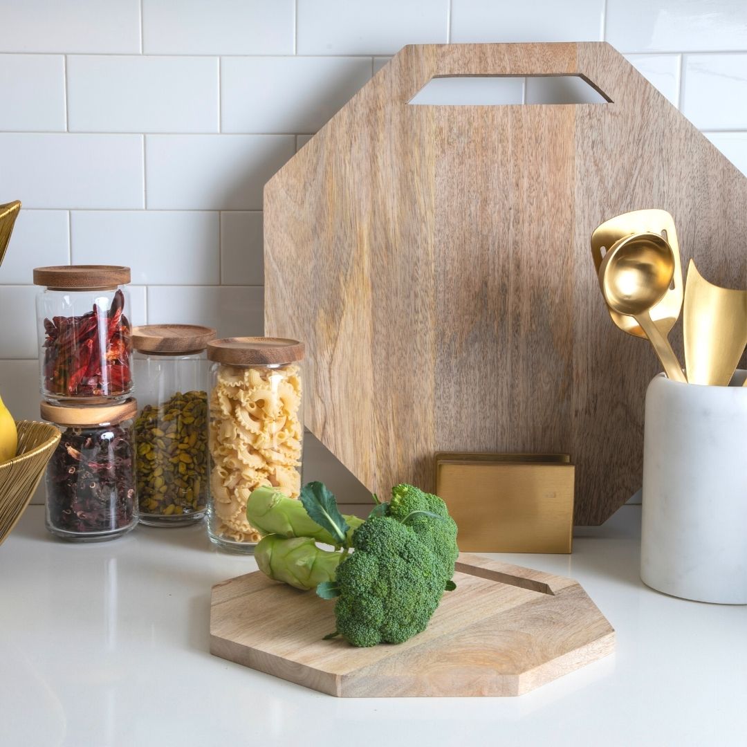 Leo Hexagon Boards & Stand Set