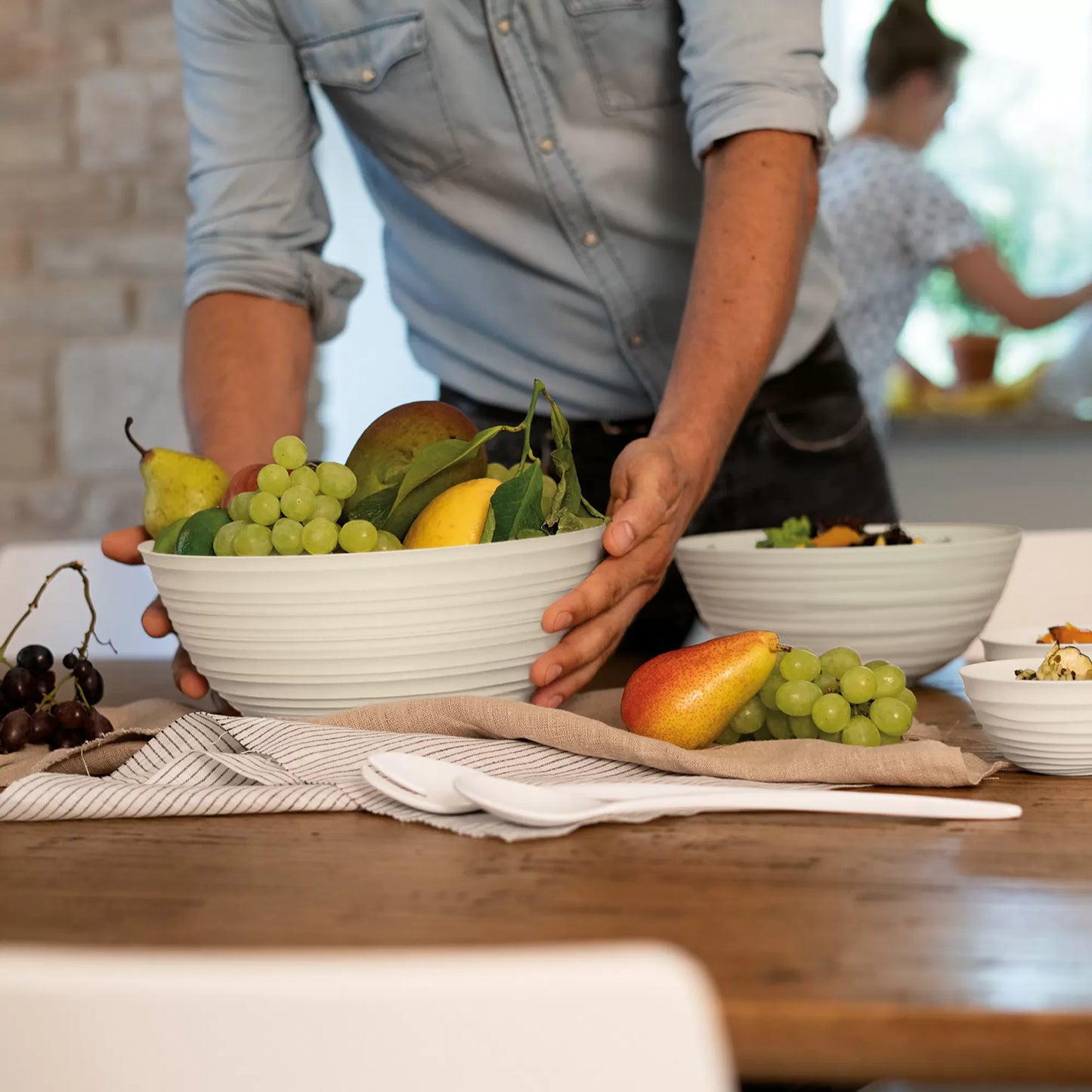 Tierra Serving Bowl, Extra-Large, White