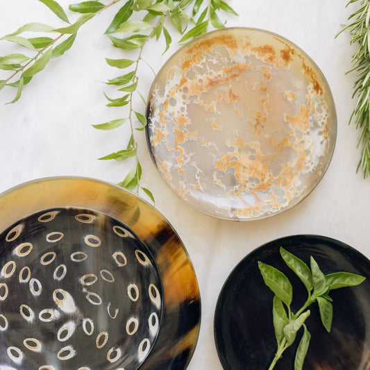 Splatter Horn Plate, Small Set of 4