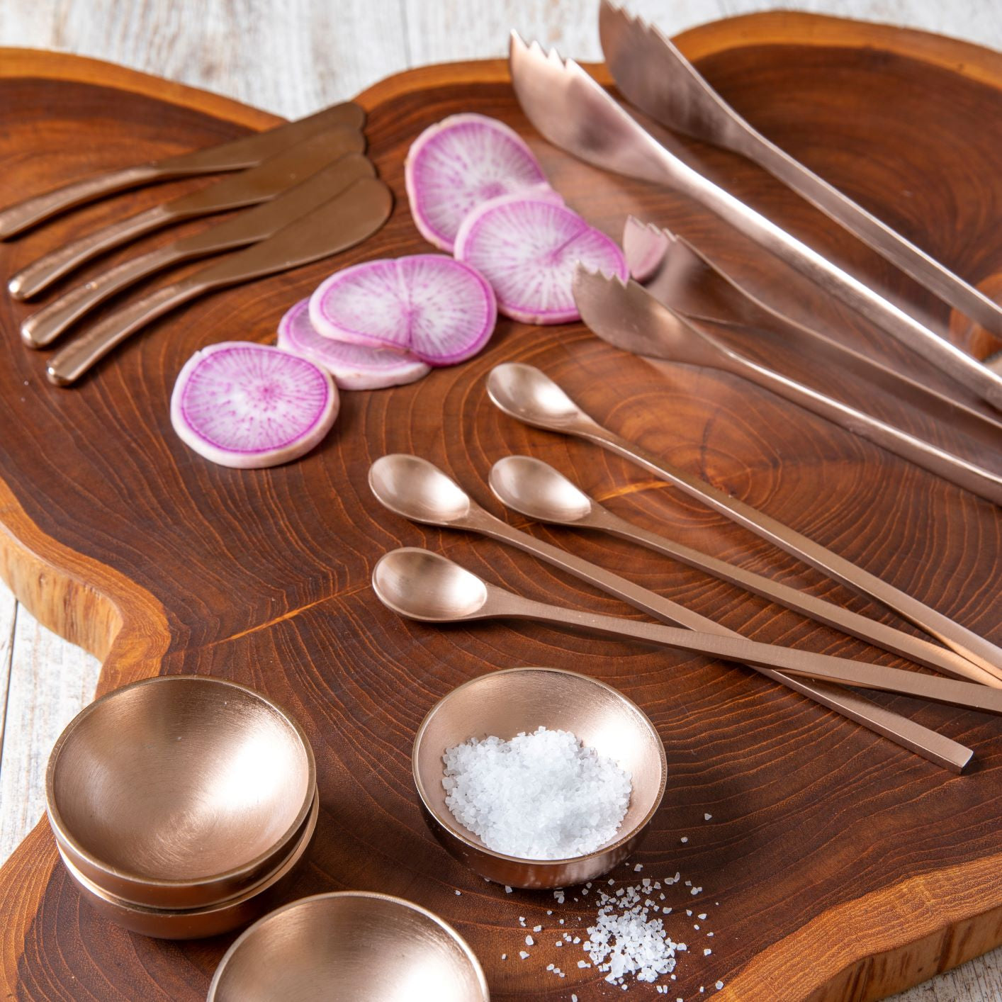 Rosé Streamlined Spreaders, Set of 4