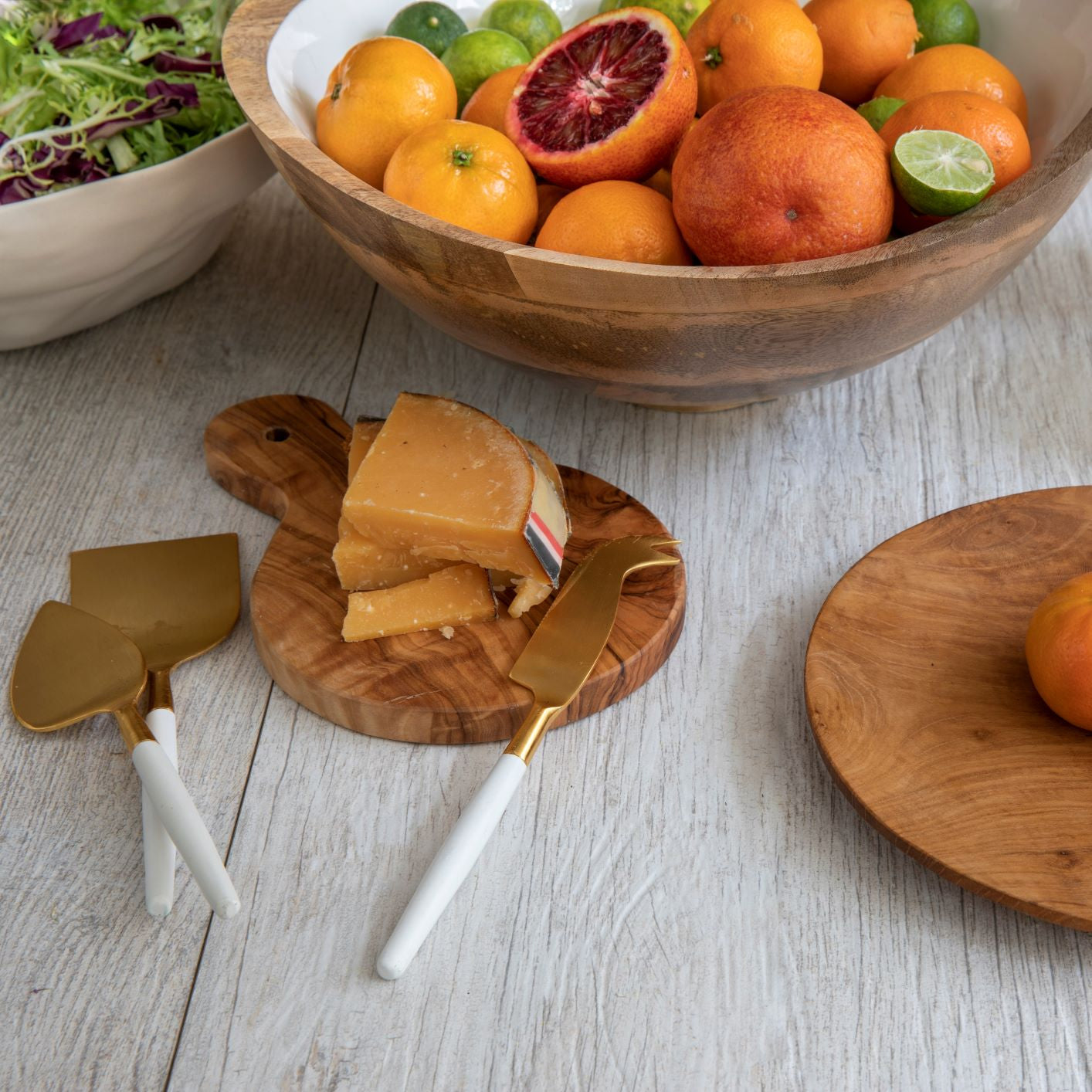 White & Gold Cheese Set