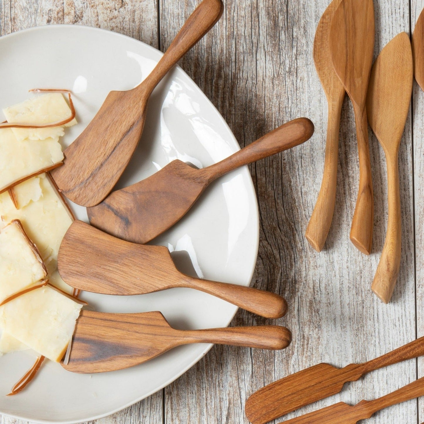 Teak Wide Spreaders, Set of 4