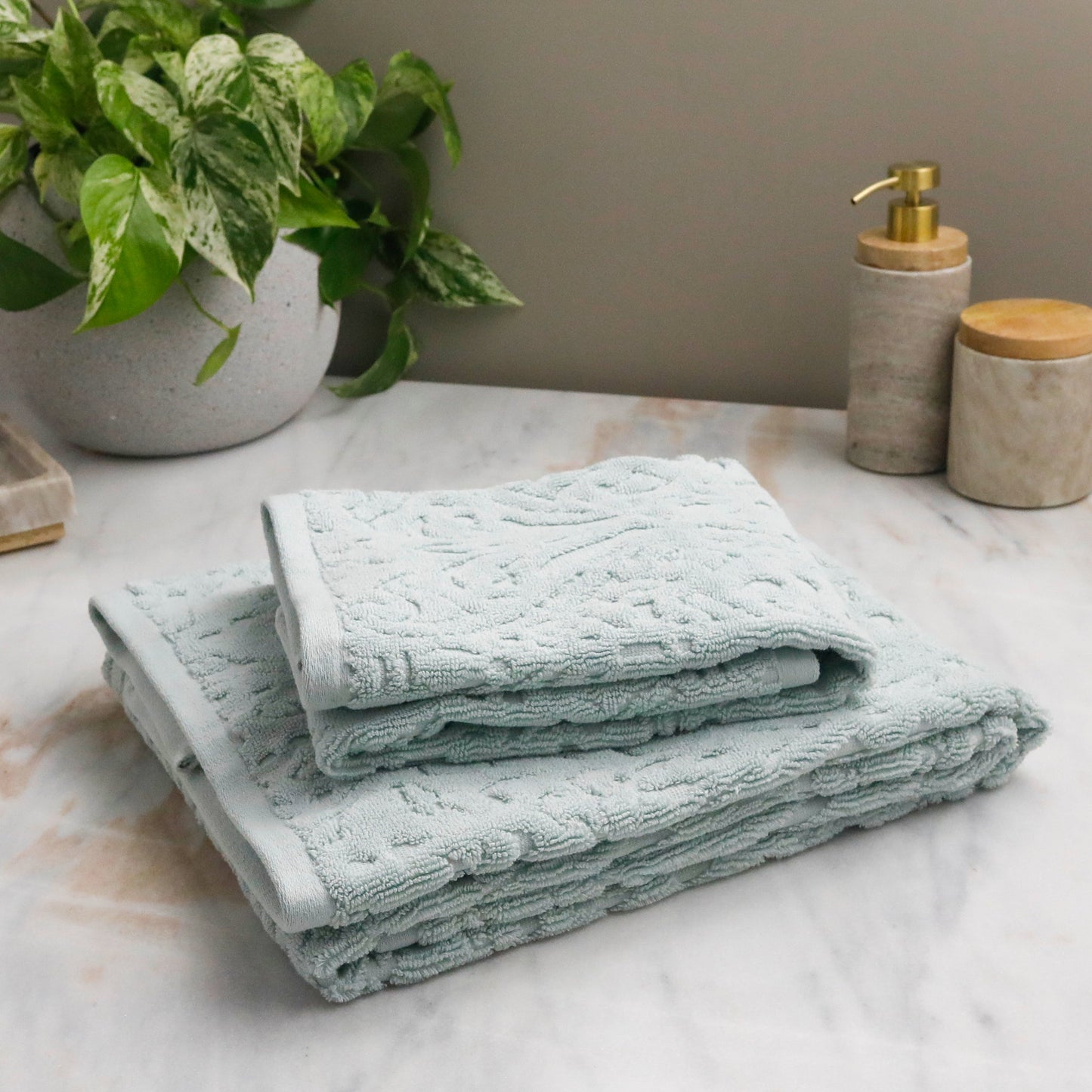 Firenze Bath Towel, Sky Light