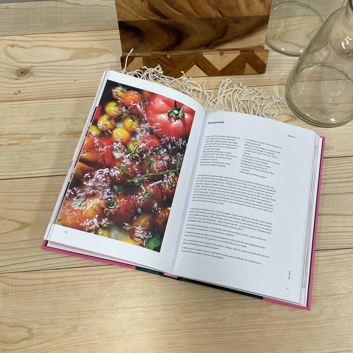 Tomato : 70 Recipes Celebrating the Extraordinary Tomato by Claire Thomson