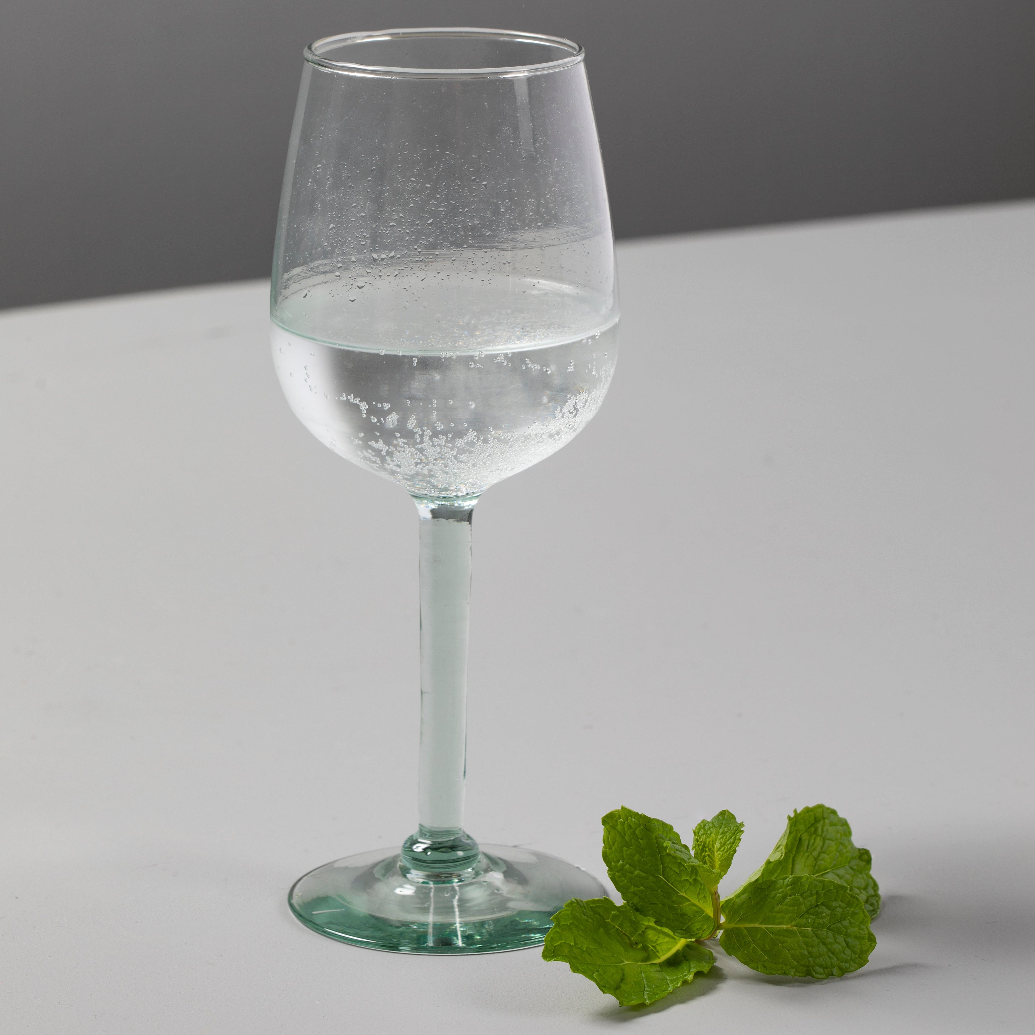 Premium Recycled Red Wine Glass, Set of 4