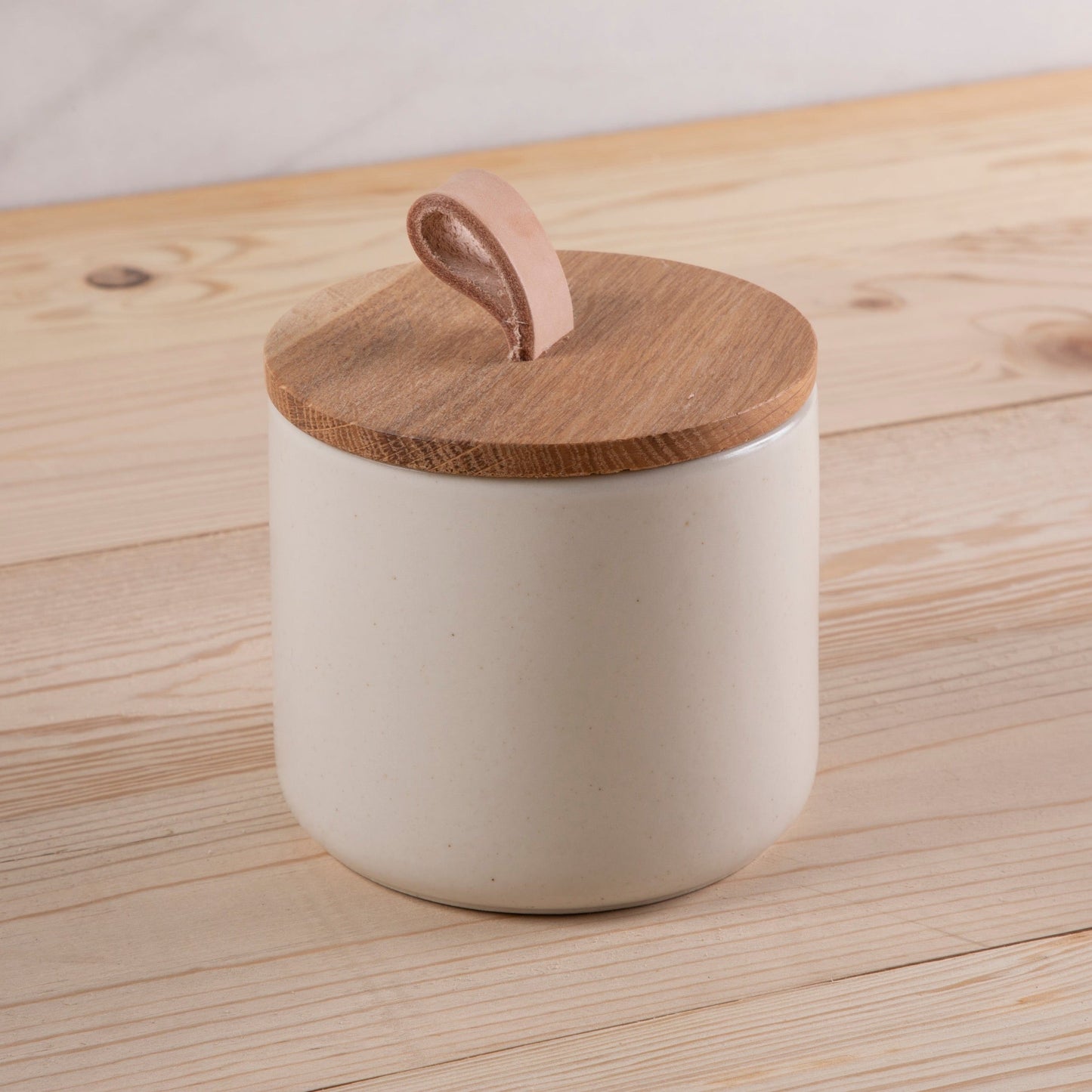 Pacifica Canister with Oak Wood Lid, Vanilla, Small