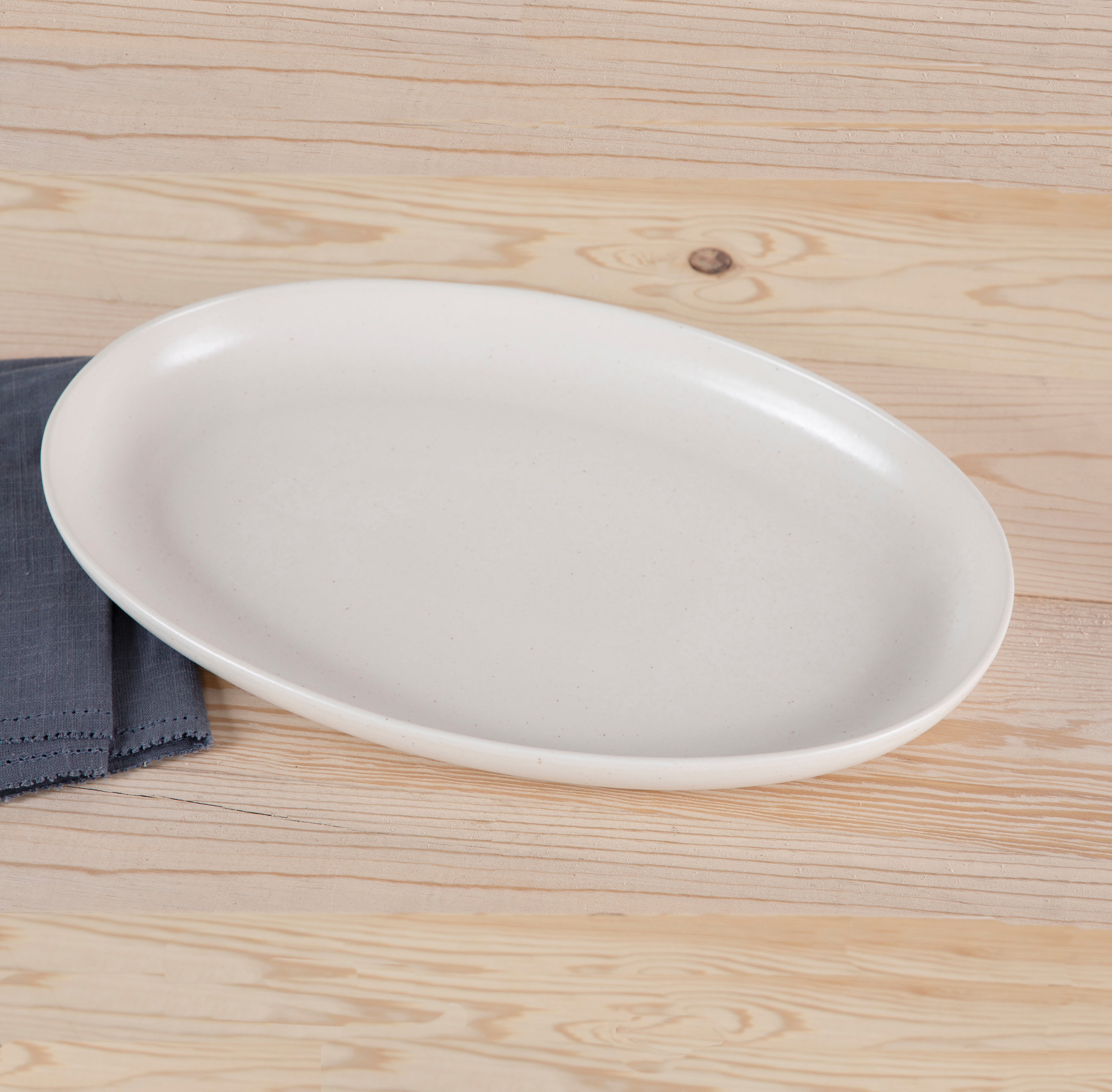 Pacifica 12" Oval Platter, Vanilla