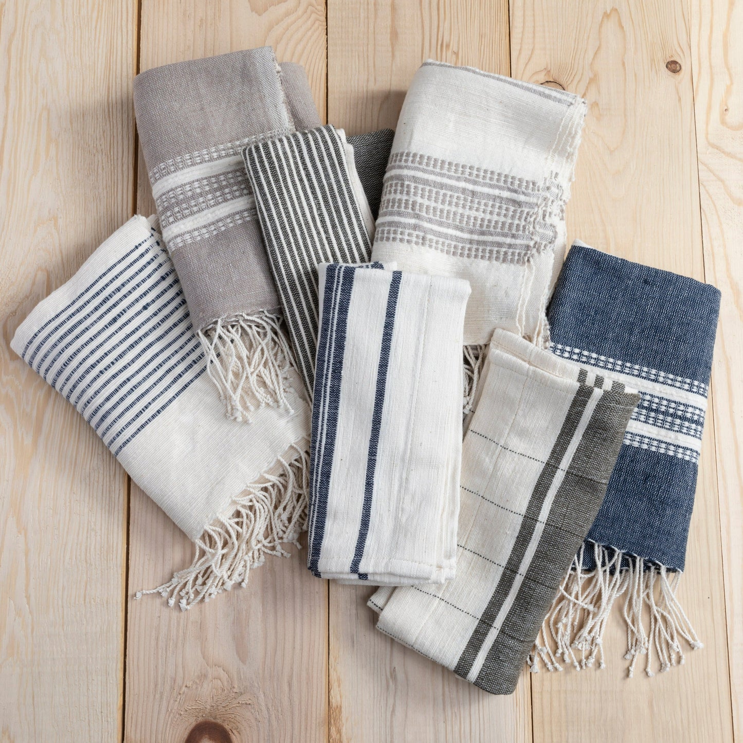 Chelsea Hand Towel, Grey