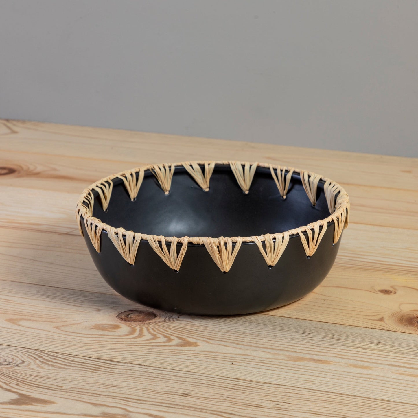 Alaya Serving Bowl
