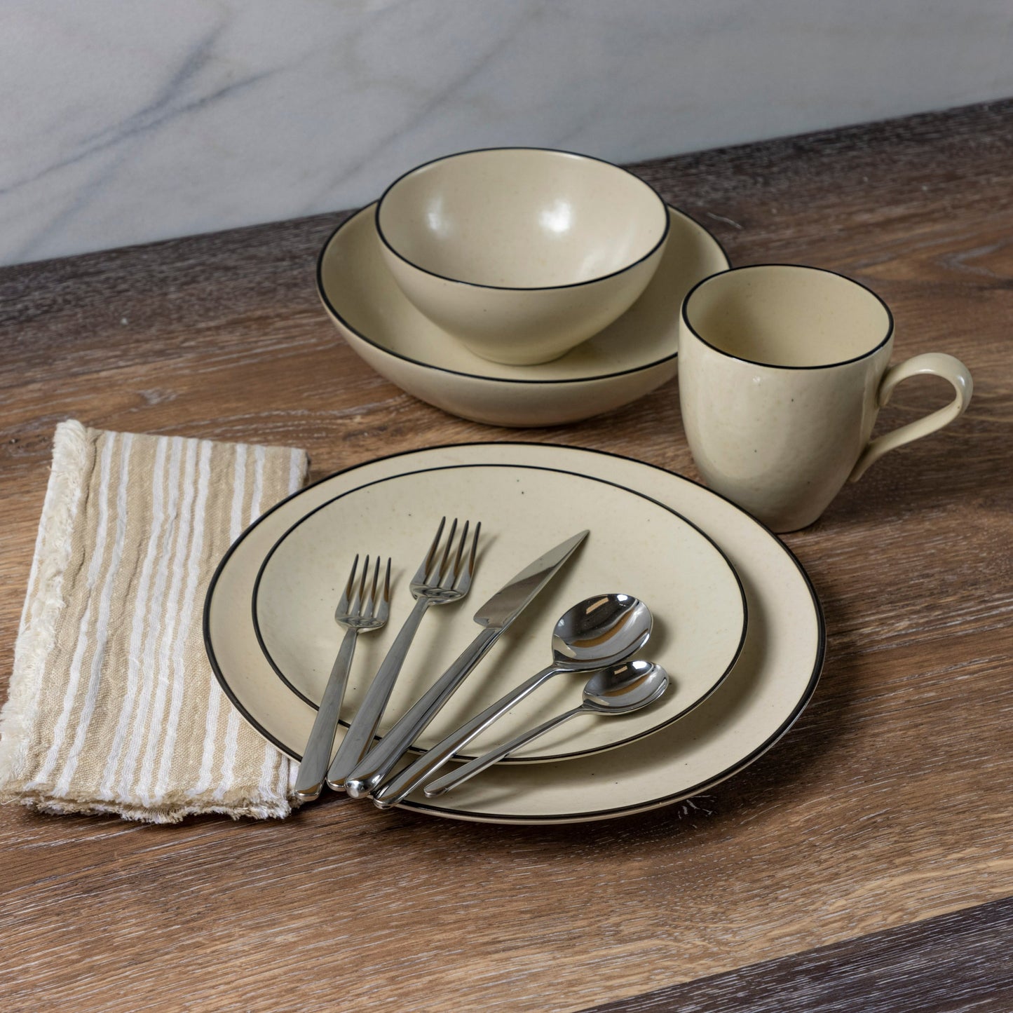 Augusta Soup/Cereal Bowl, Natural with Black, Set of 6