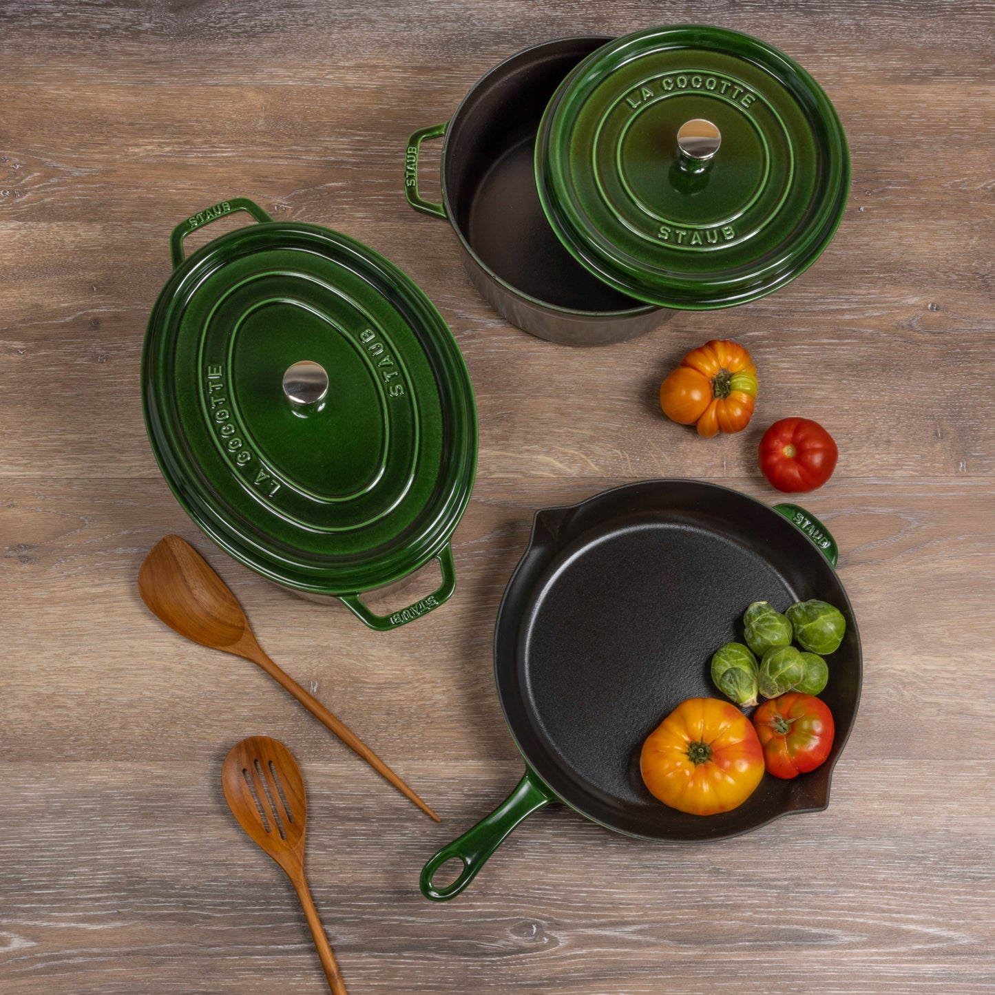 Staub Round Cocotte, 5.5qt, Basil