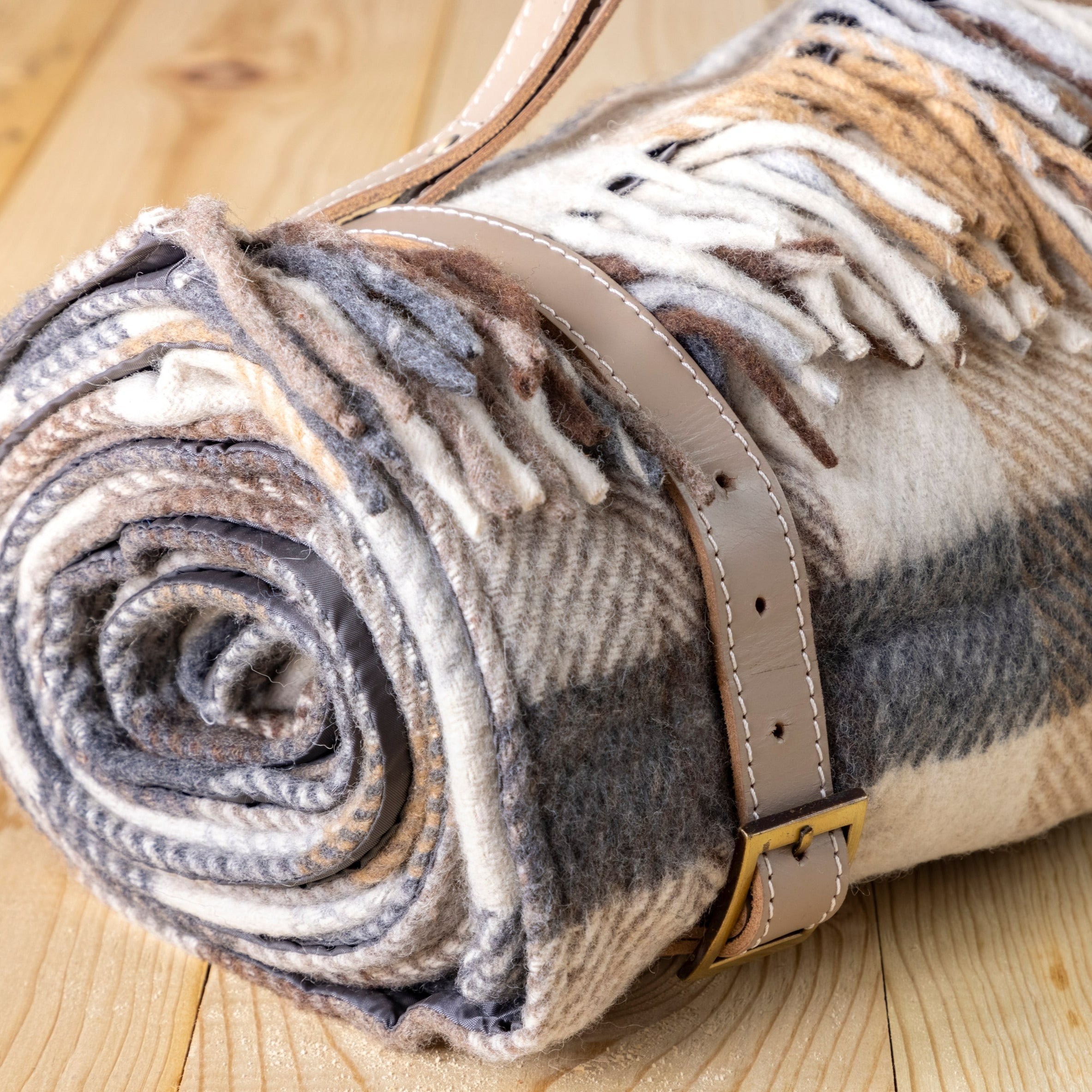 Recycled Wool Waterproof Picnic Blanket in Neutral Herringbone Check - Taupe Leather