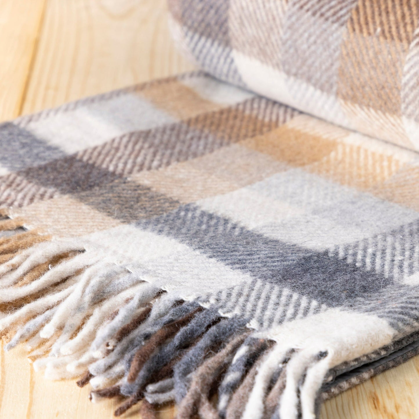 Recycled Wool Waterproof Picnic Blanket in Neutral Herringbone Check - Taupe Leather