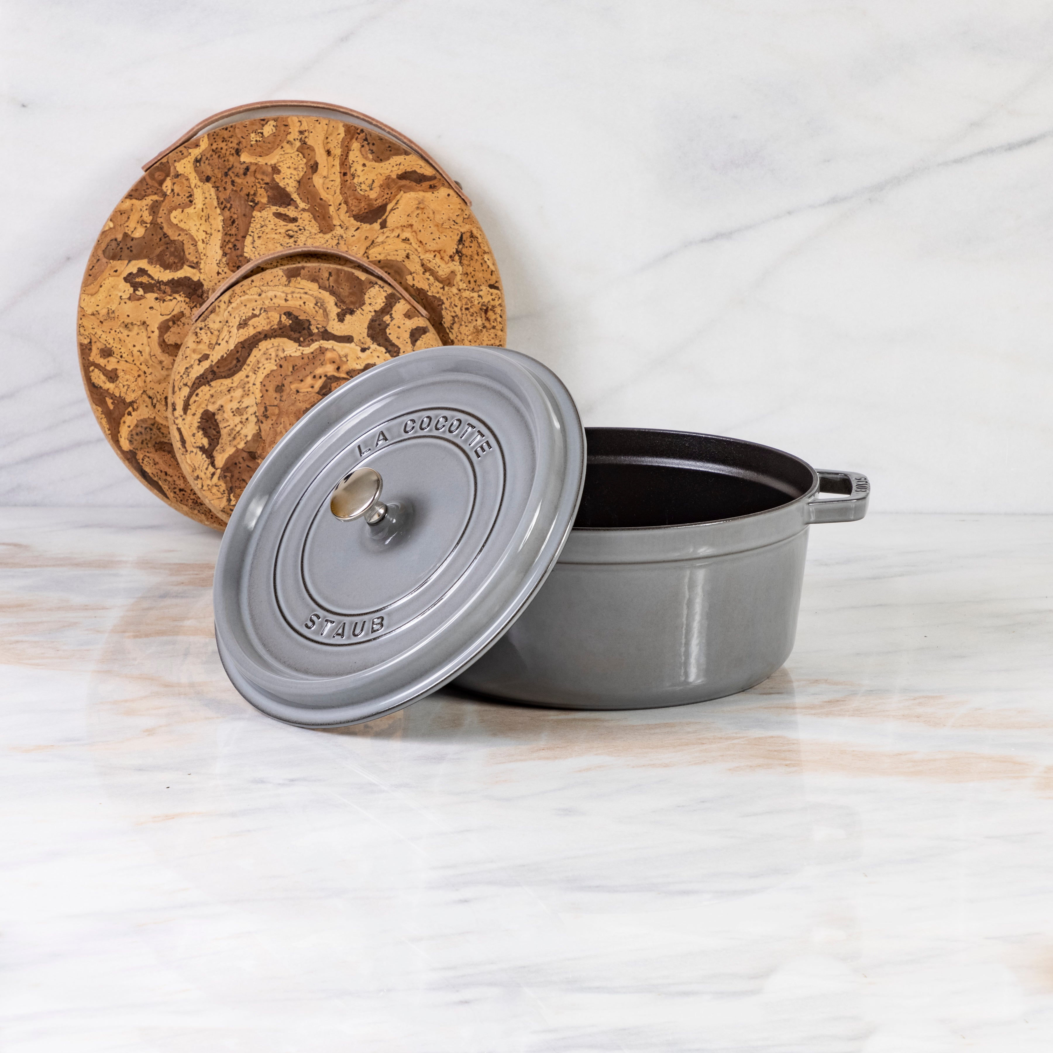 Staub Round Cocotte, 5.5qt, Graphite Grey