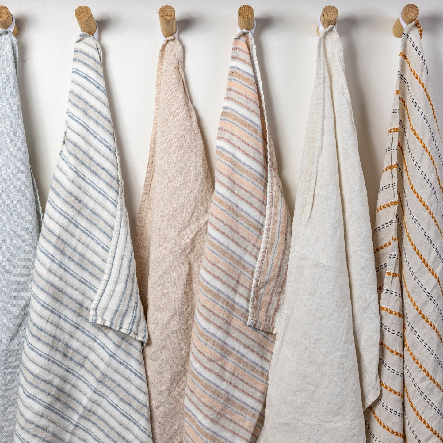 Carmela Kitchen Towel, Blue Stripe