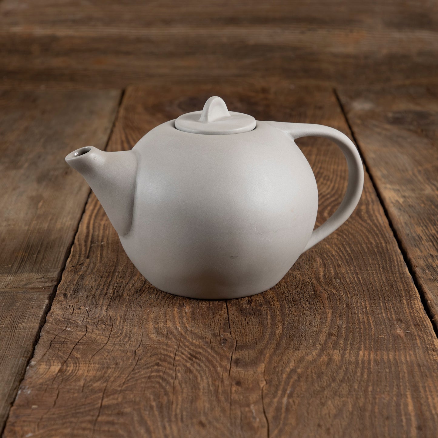 Tam Stoneware Tea Pot, Sterling