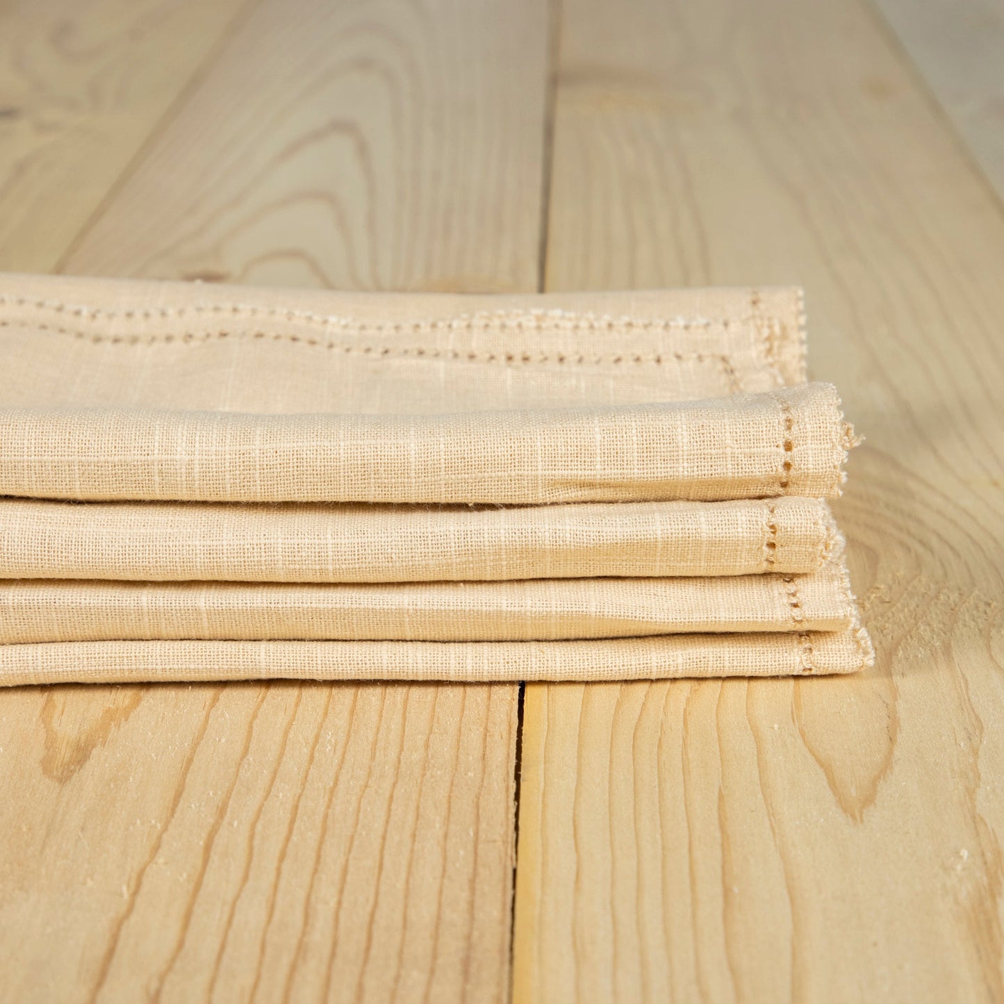 Hudson Napkins Set of 4, Bisque