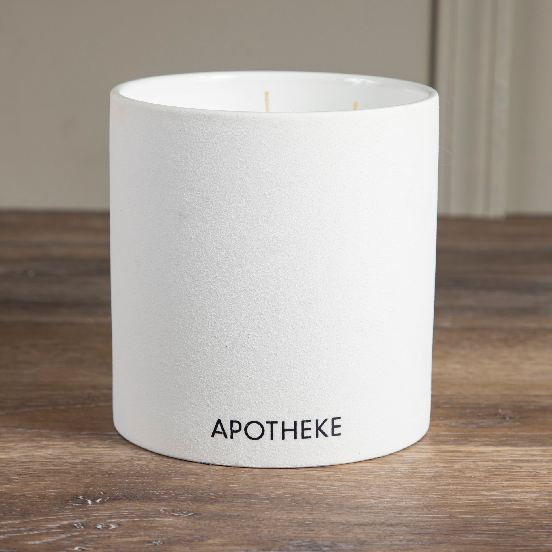 Apotheke Concrete 4-Wick Candle, White Vetiver