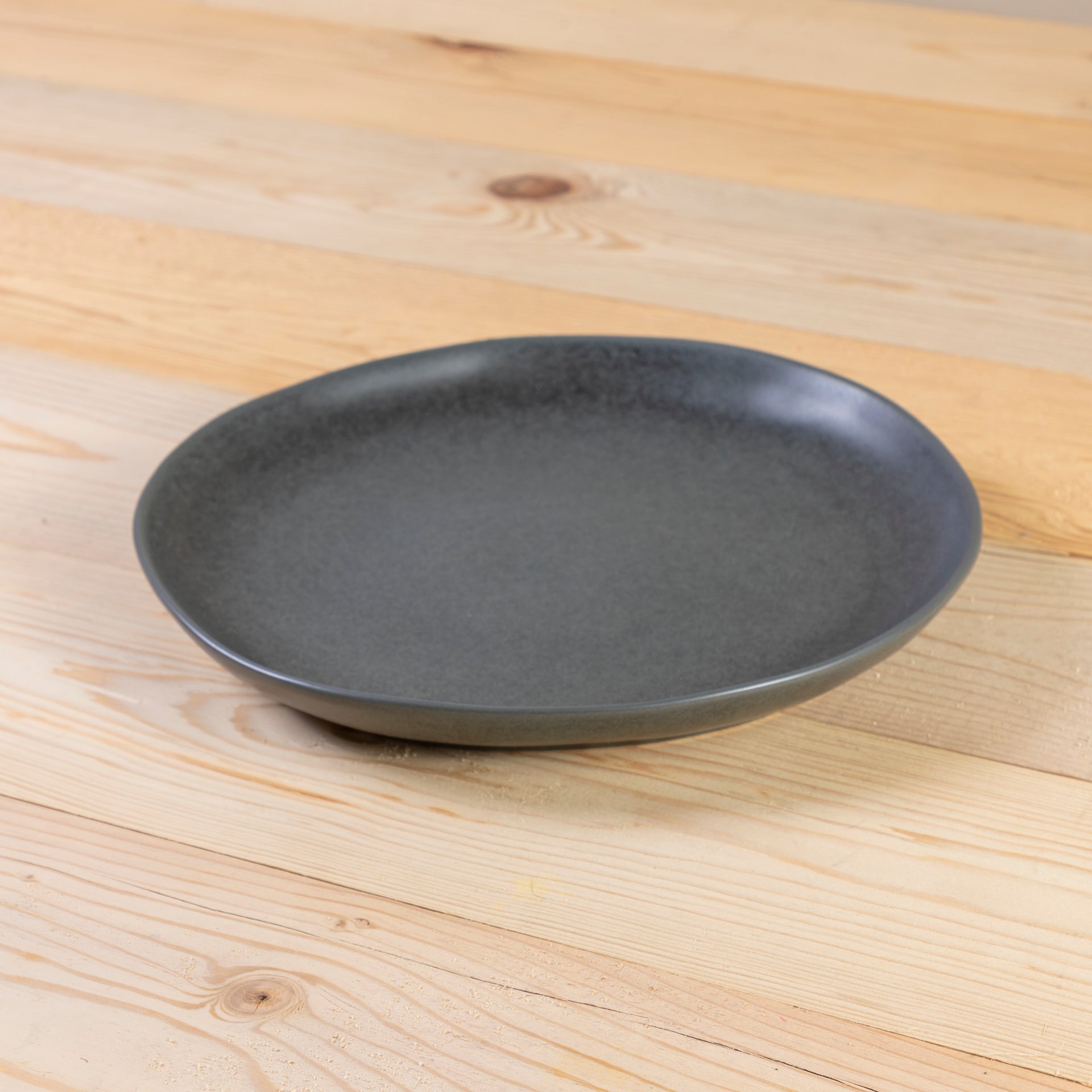 Livia Dinner Plate, Black, Set of 6