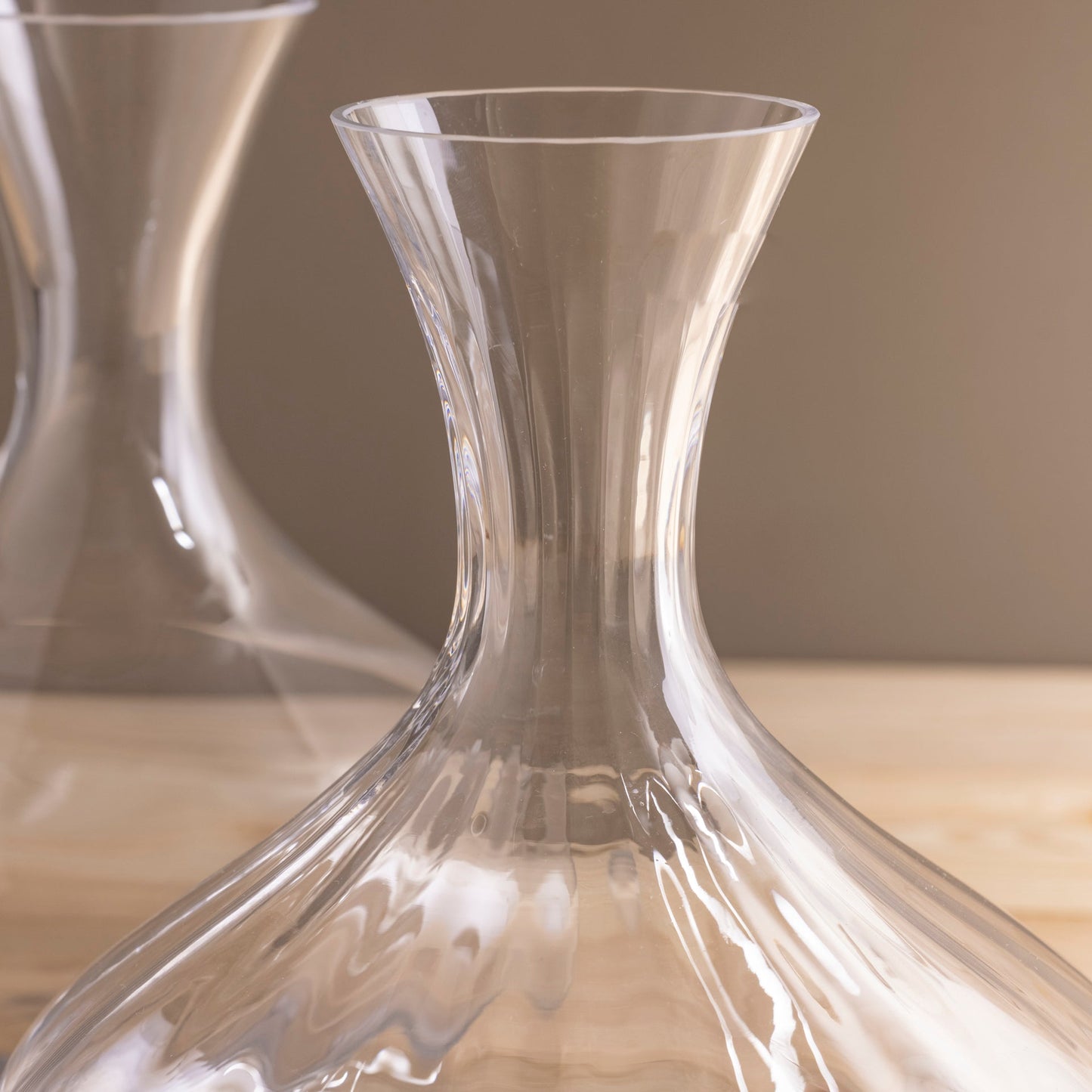 Aurelia Carafe, 61oz