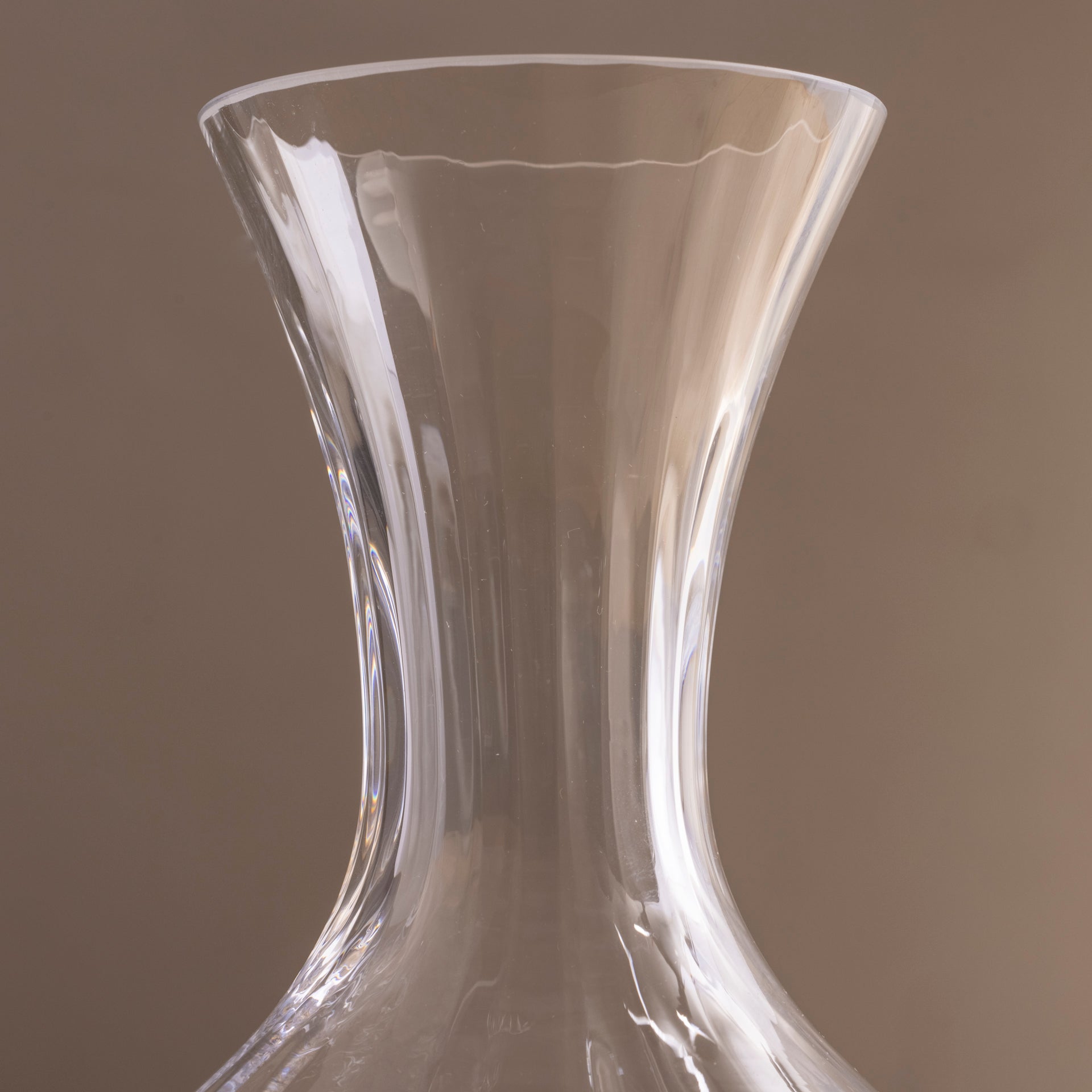 Aurelia Carafe, 61oz