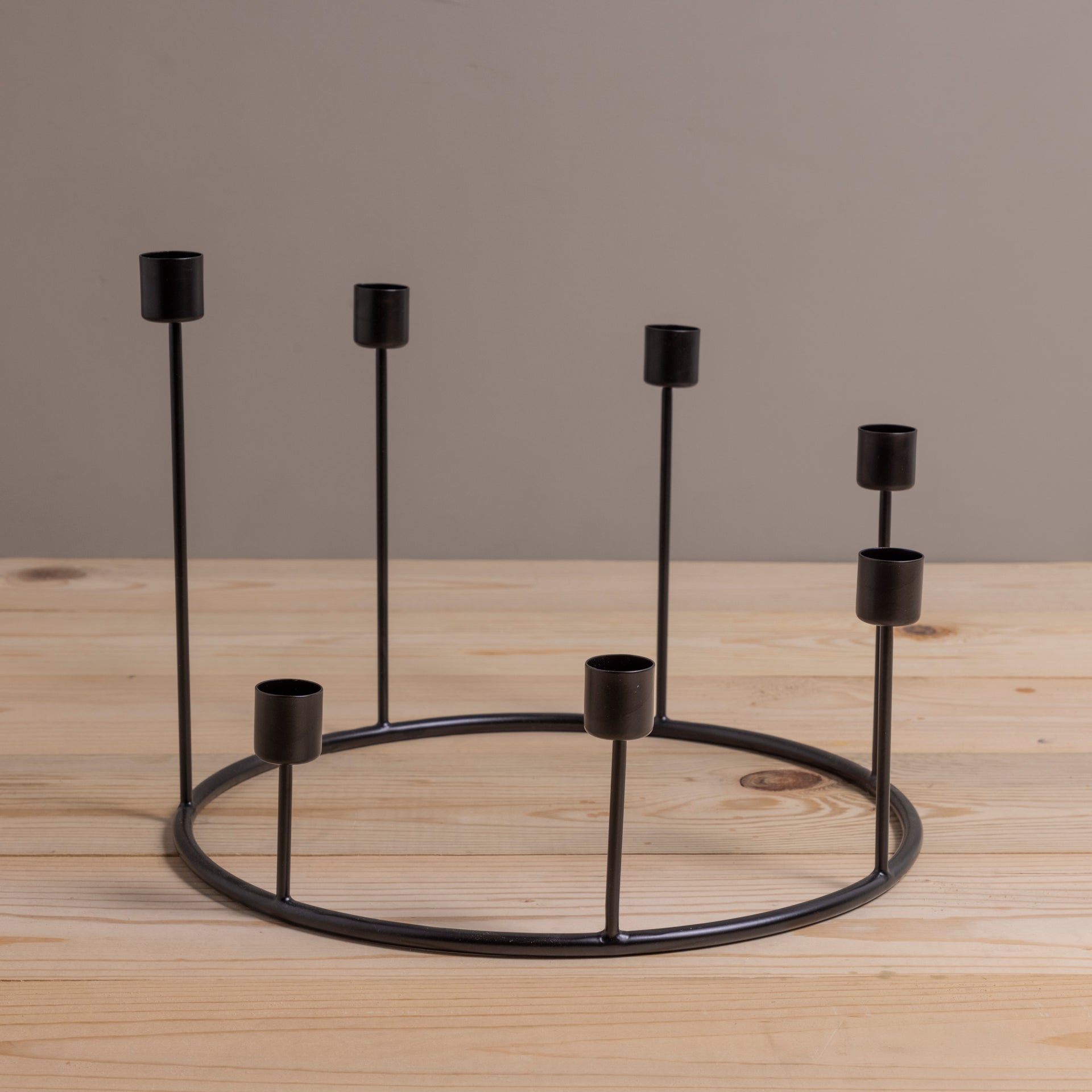 Kent Black Candlestick Wreath, Large