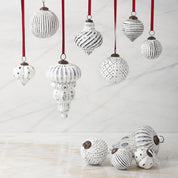Breckenridge Ornament, Risor