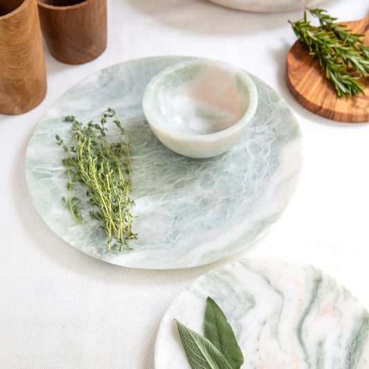 Lady Onyx Plate, Large