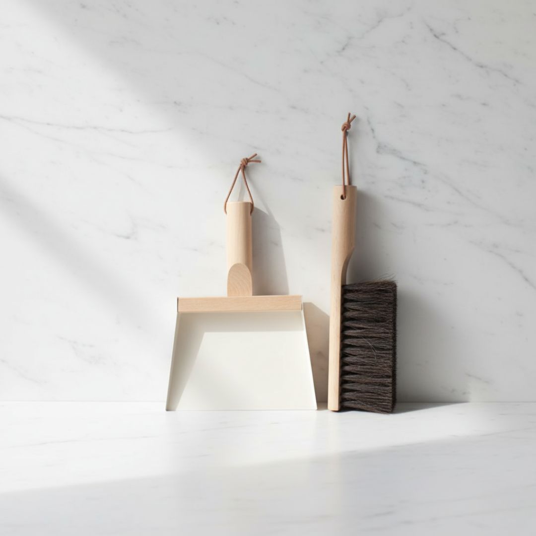 Andree Jardin "Mr & Mrs Clynk" Cream Hand Brush, Dustpan and Wall Hooks