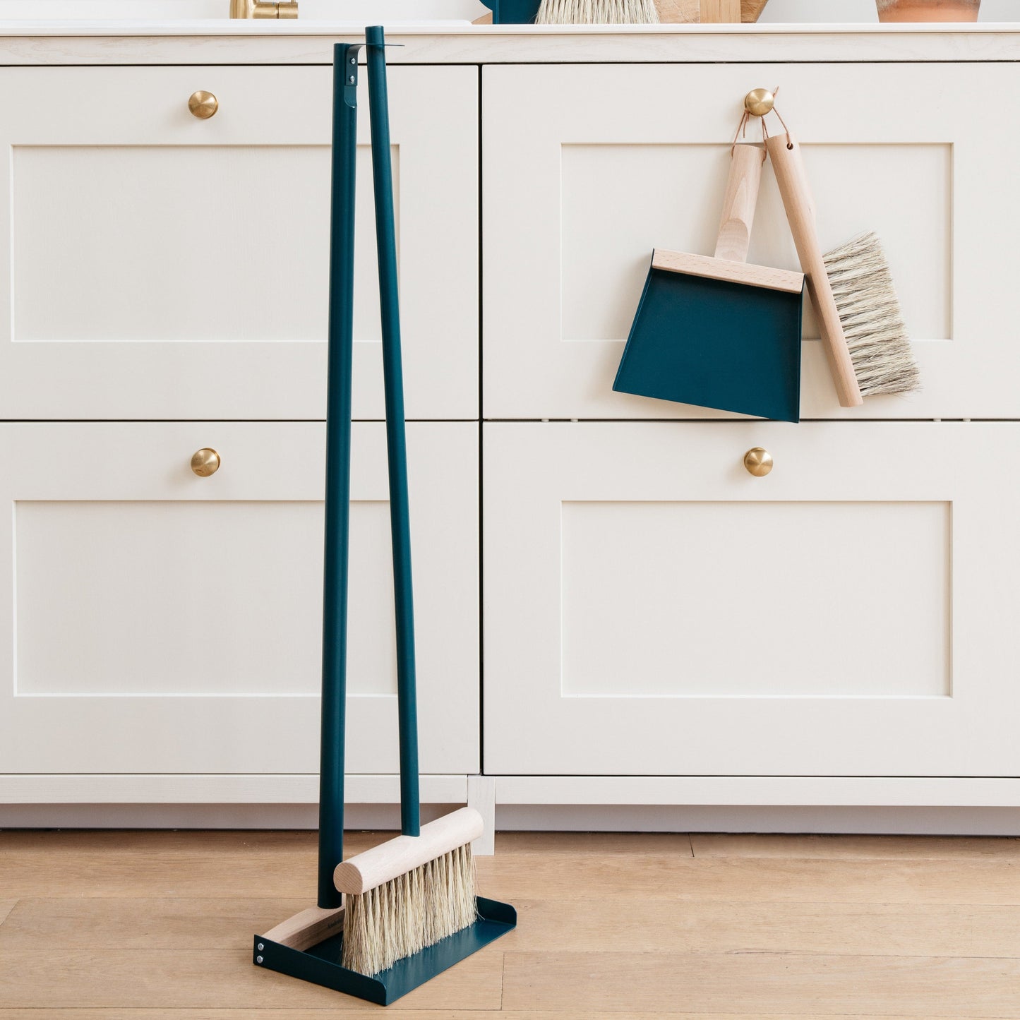 Andree Jardin "Mr & Mrs Clynk" Storm Blue NATURAL Hand Brush, Dustpan and Wall Hooks