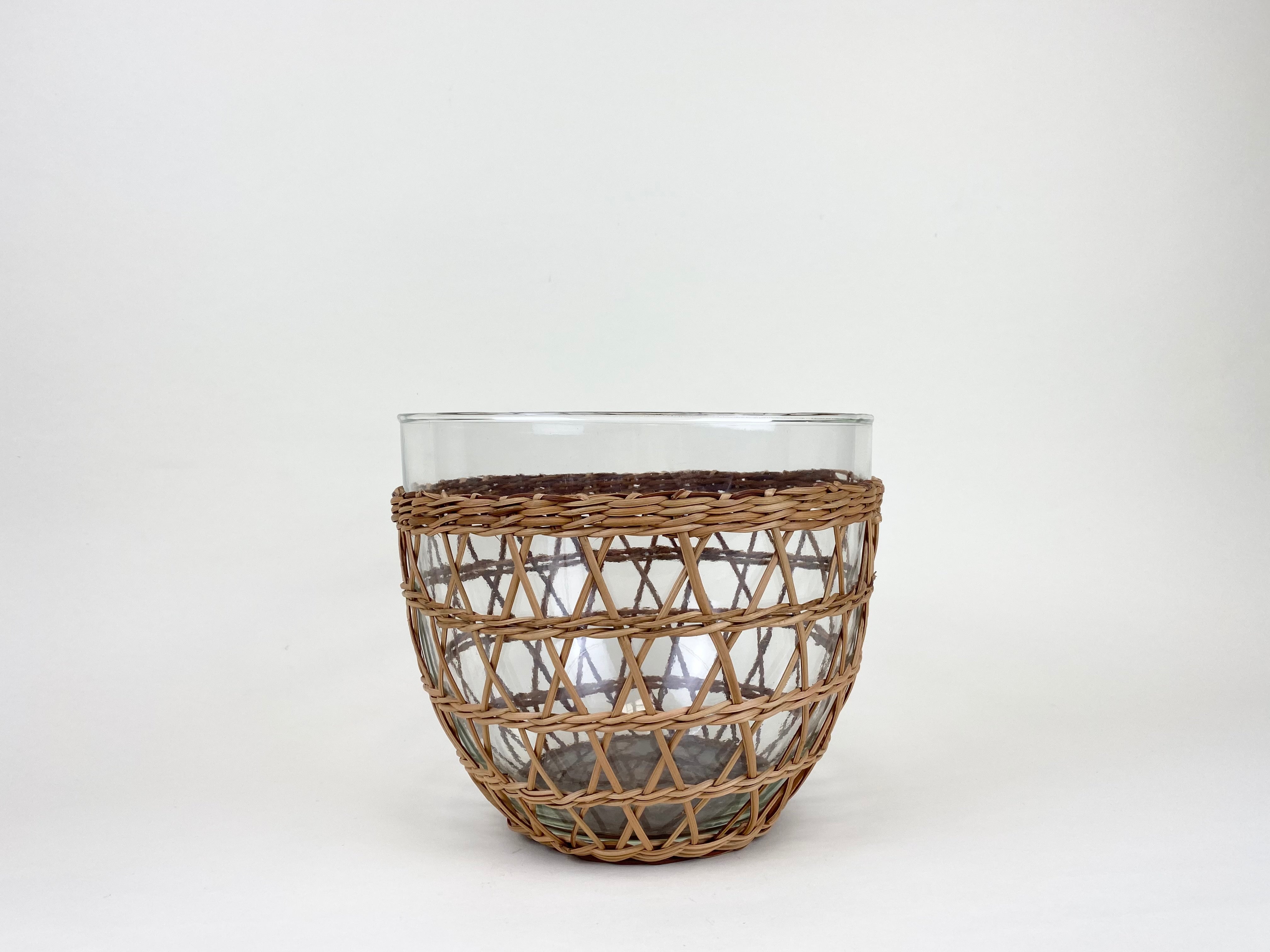 6880-T8542GRattanCageSaladBowlLarge.jpg