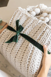 Anacapa Oversized Throw, White