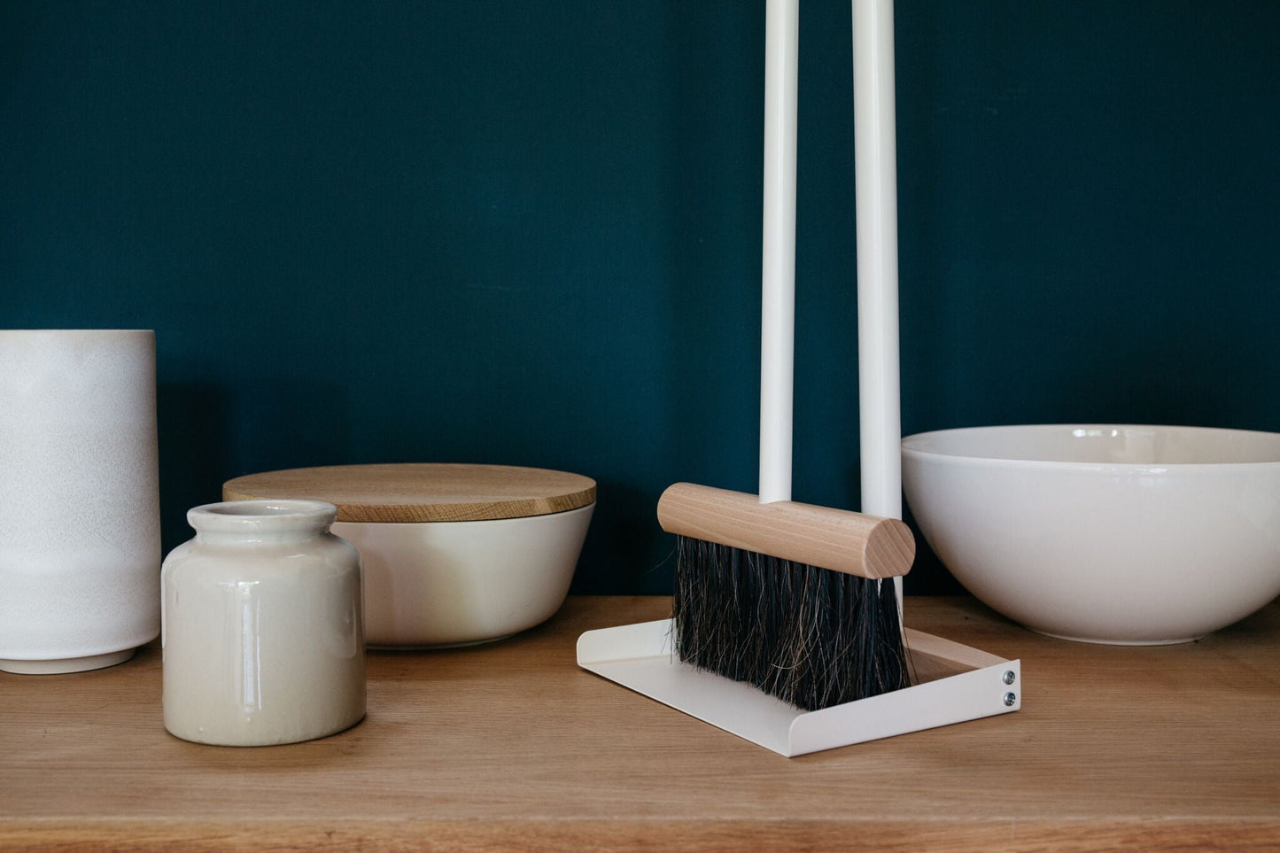 Andree Jardin "Mr & Mrs Clynk" Large Complet Dustpan & Hand Brush RED