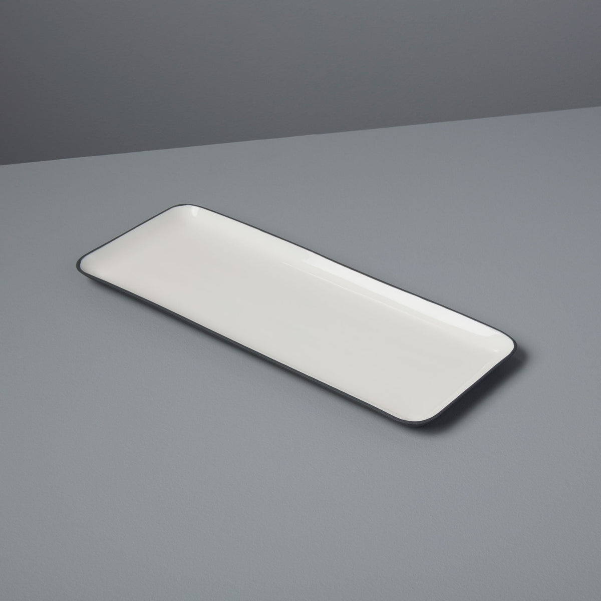 Easton Small Rectangular Platter, Graphite – Le Marché Pop Up
