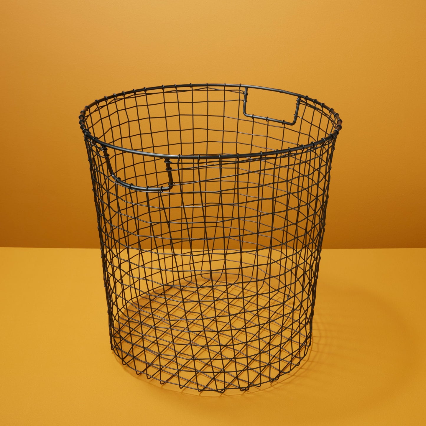 Black Wire Round Basket