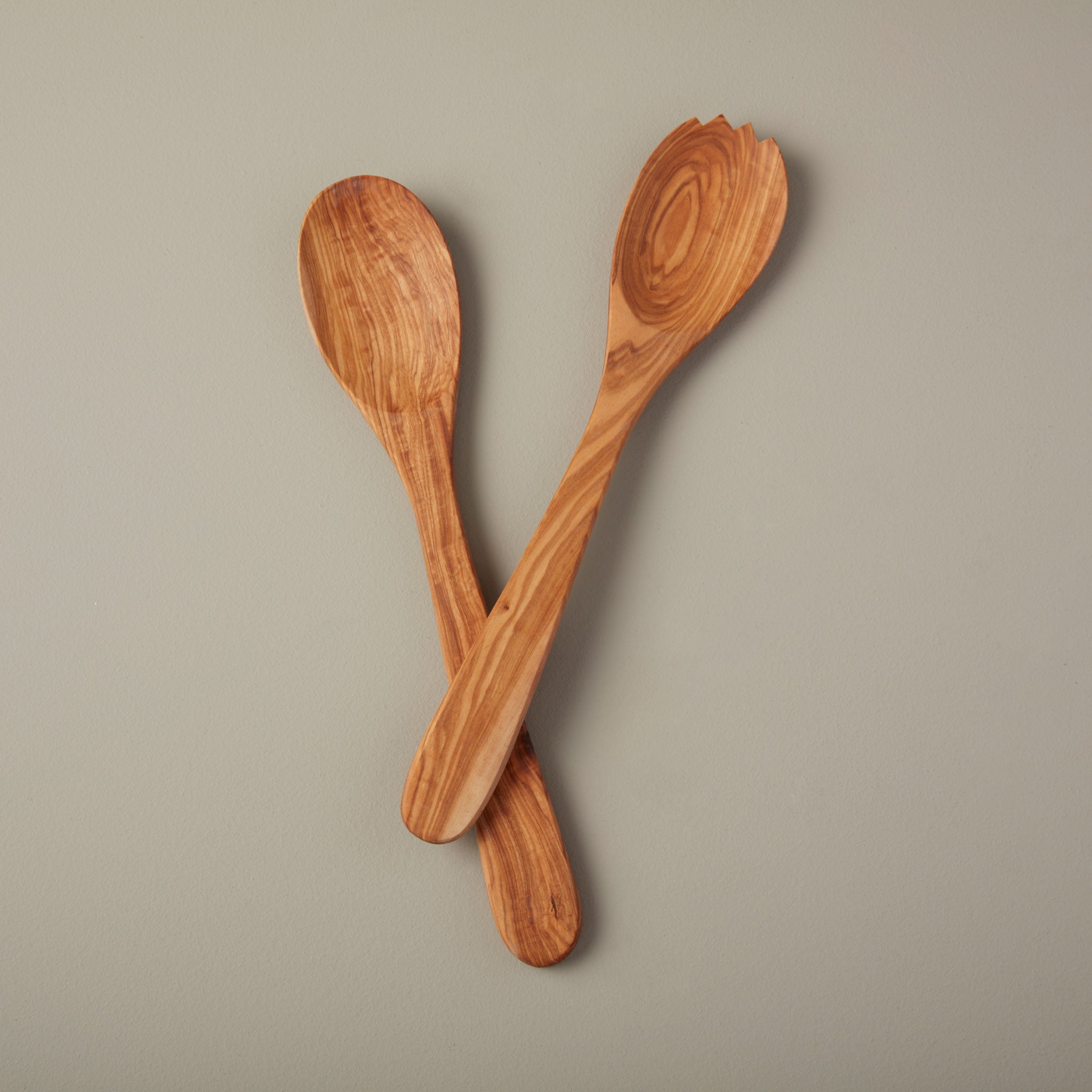 Be-Home_Olive-Wood-Serving-Set_50-09.jpg
