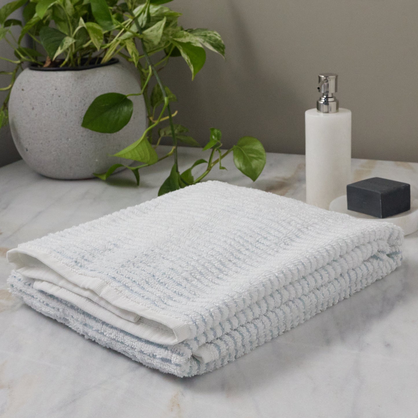 Sullivan Bath Towel, Sterling Blue