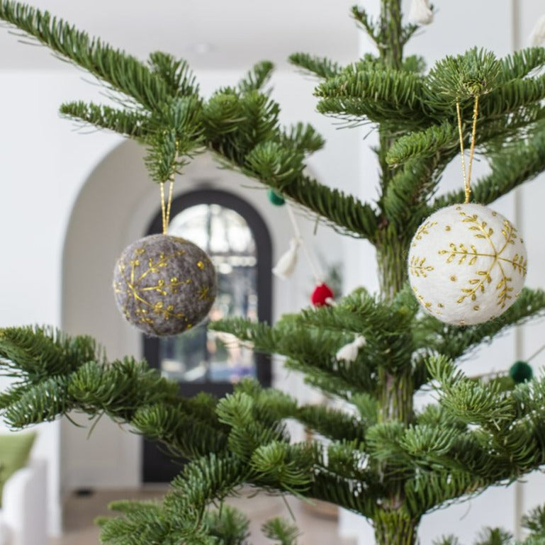 Eria Ornament