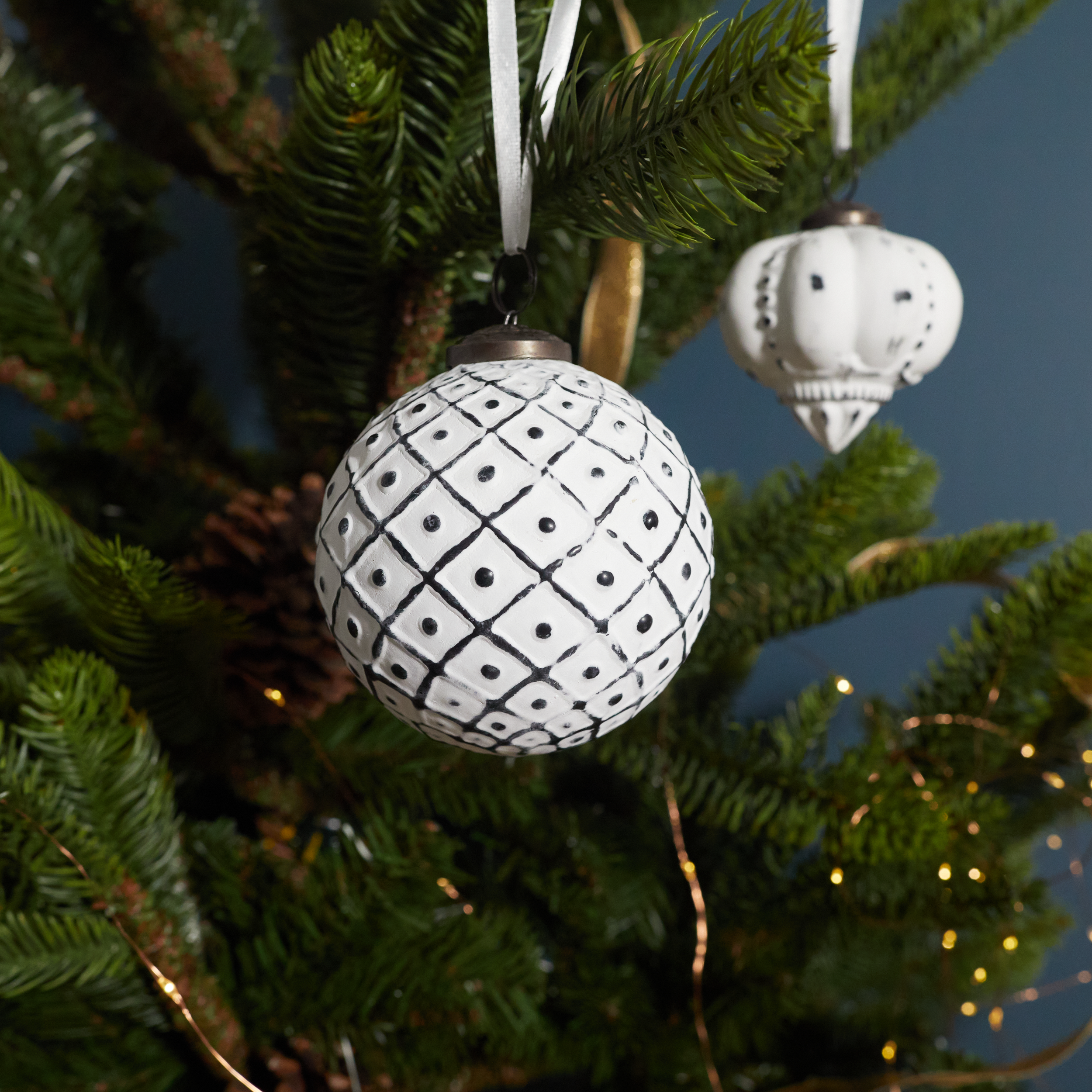 Breckenridge Ornament, Sarstad