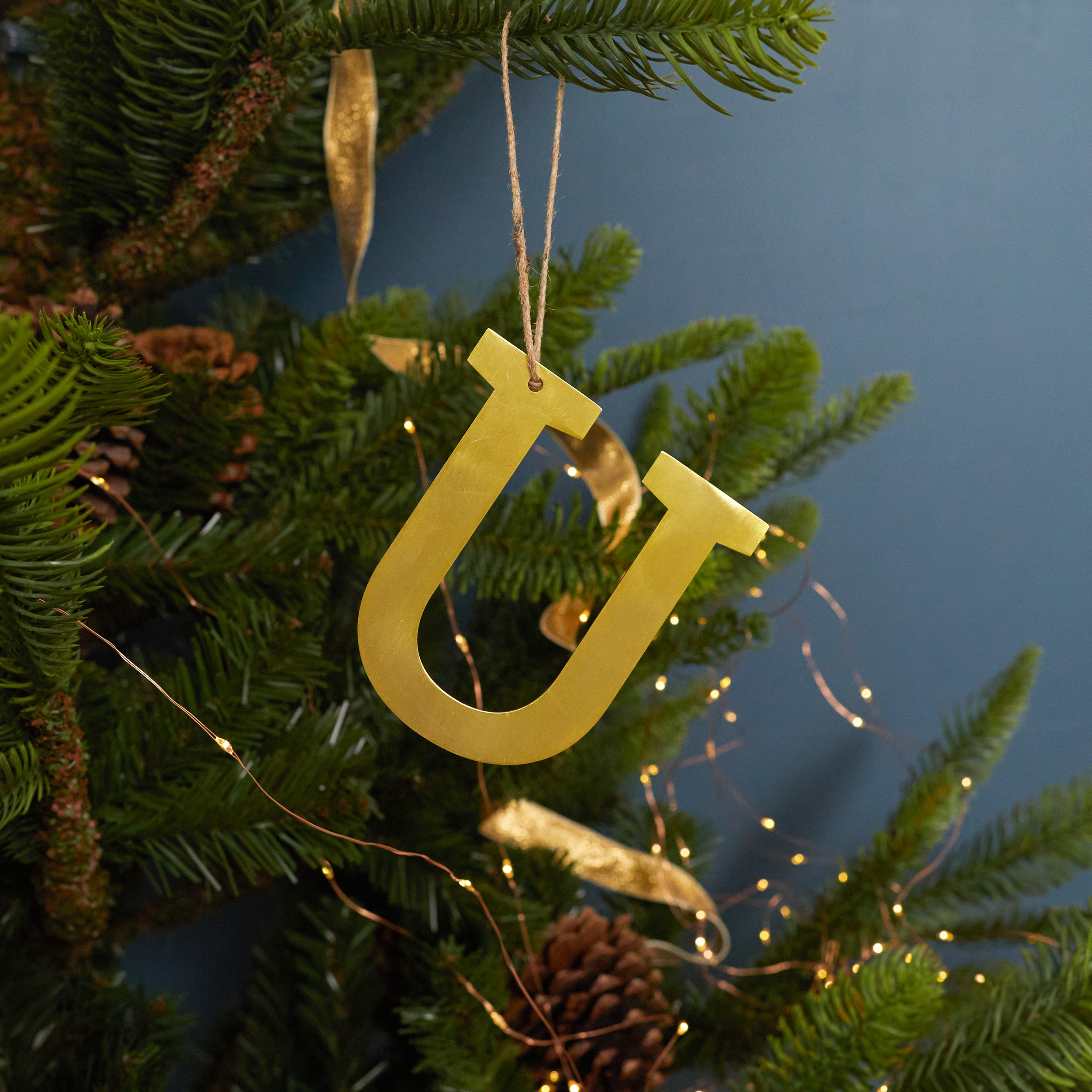 Gold Letter Ornament, U