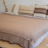Lina Throw, Saddle